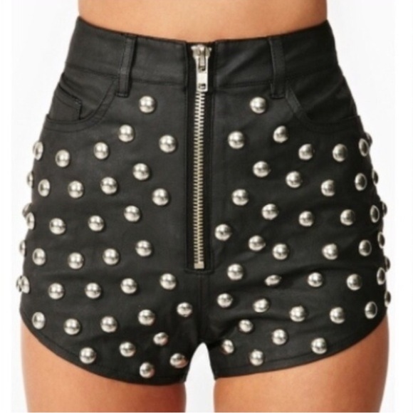 UNIF Pants - 💥KILLER DESING💥UNIF Jagger Studded Leather Short in Black
